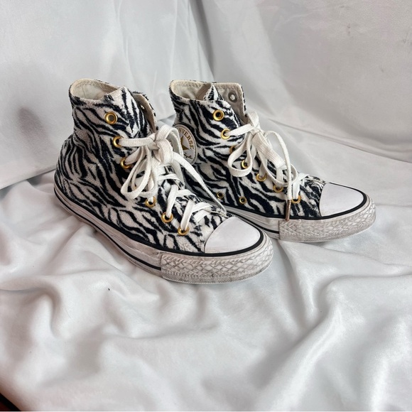 Converse Black and White Fuzzy Zebra High-Tops - Picture 7 of 8